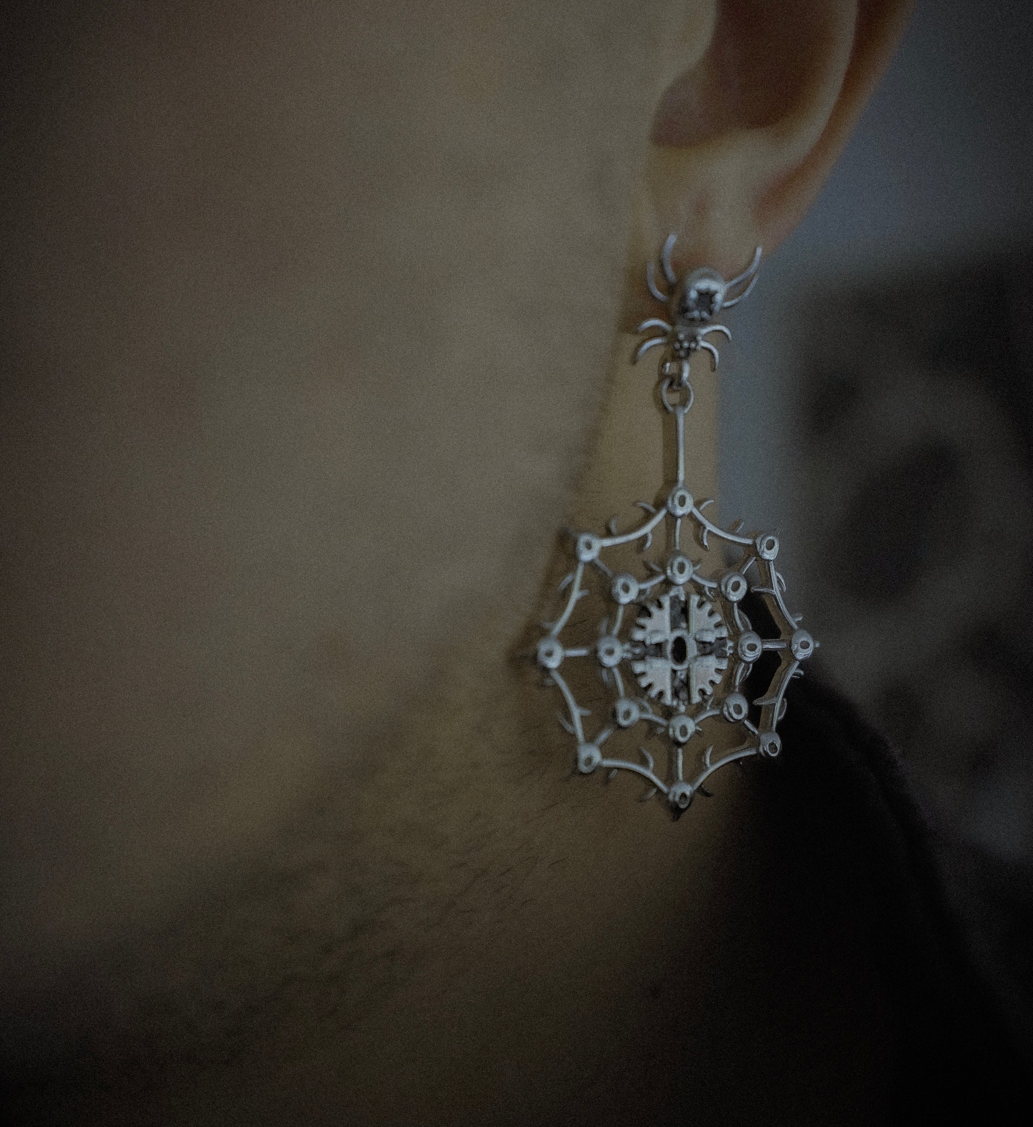 Venatrix Earrings