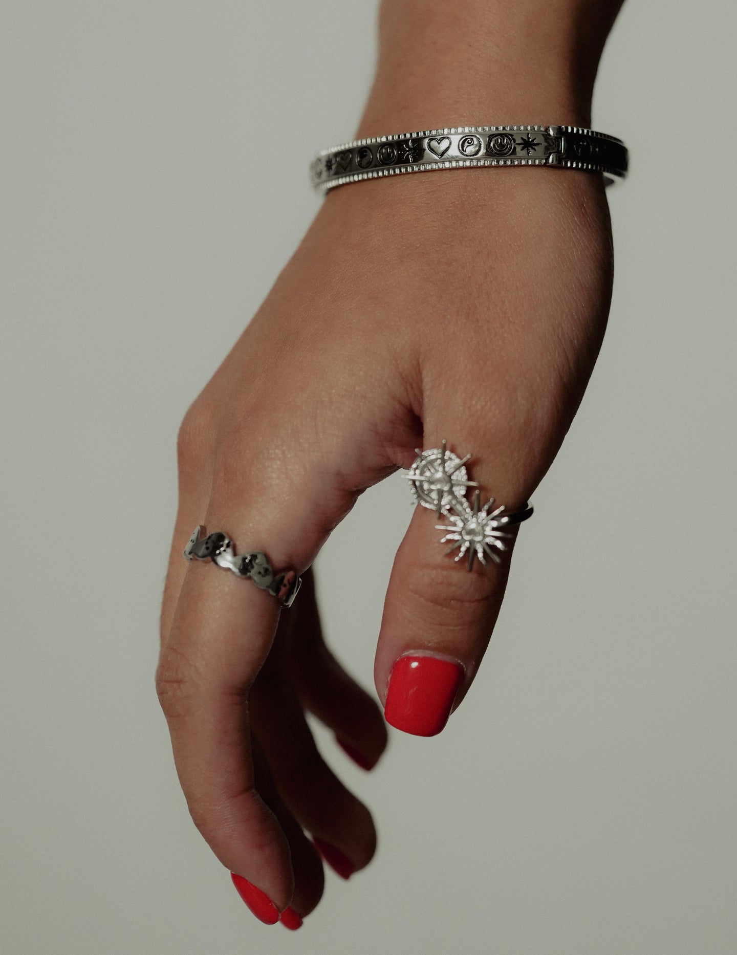 Amore Summer Bangle - Fashion Jewelry by Yordy.