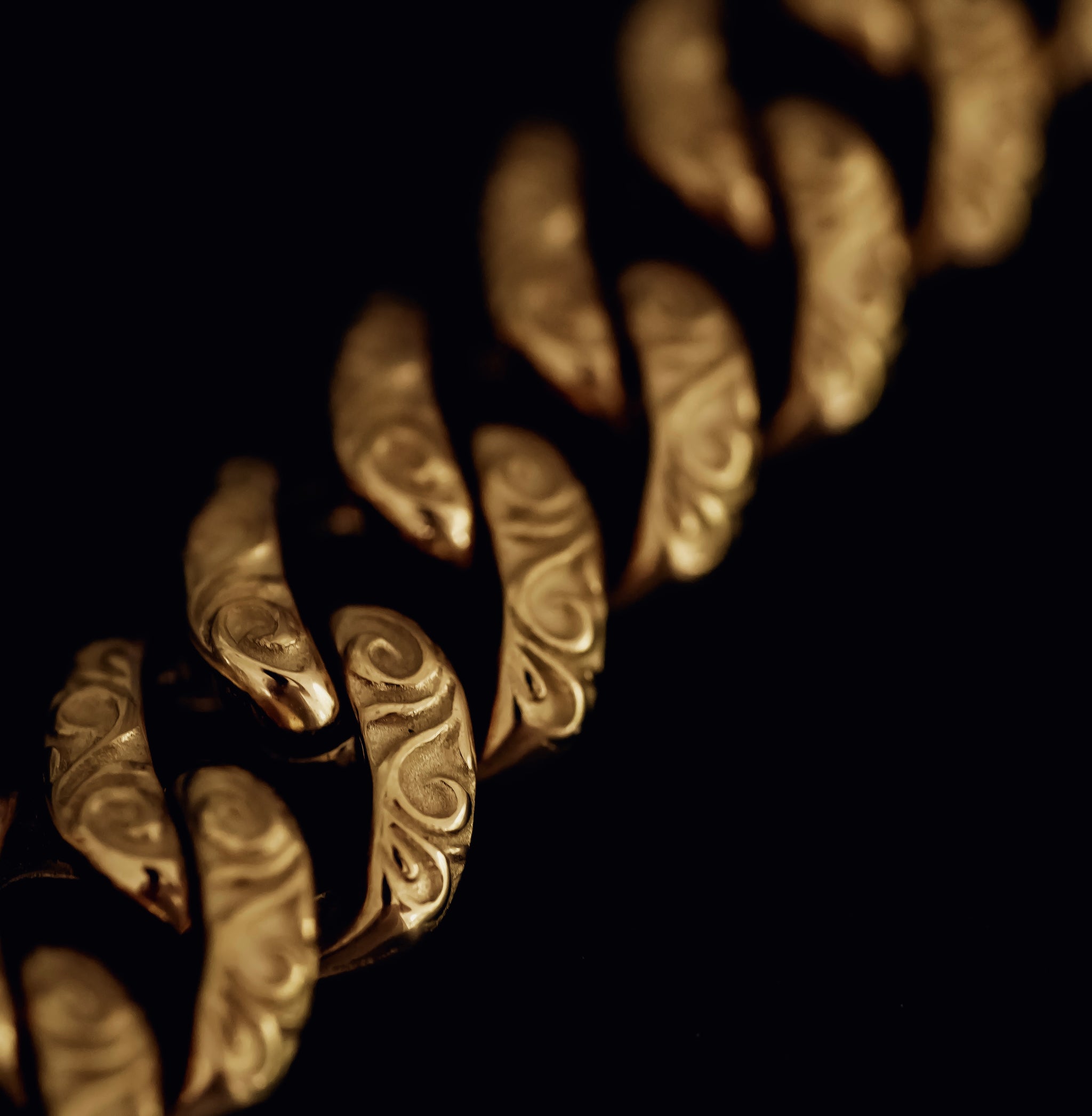 Filigree Link Bracelet - Fashion Jewelry by Yordy.