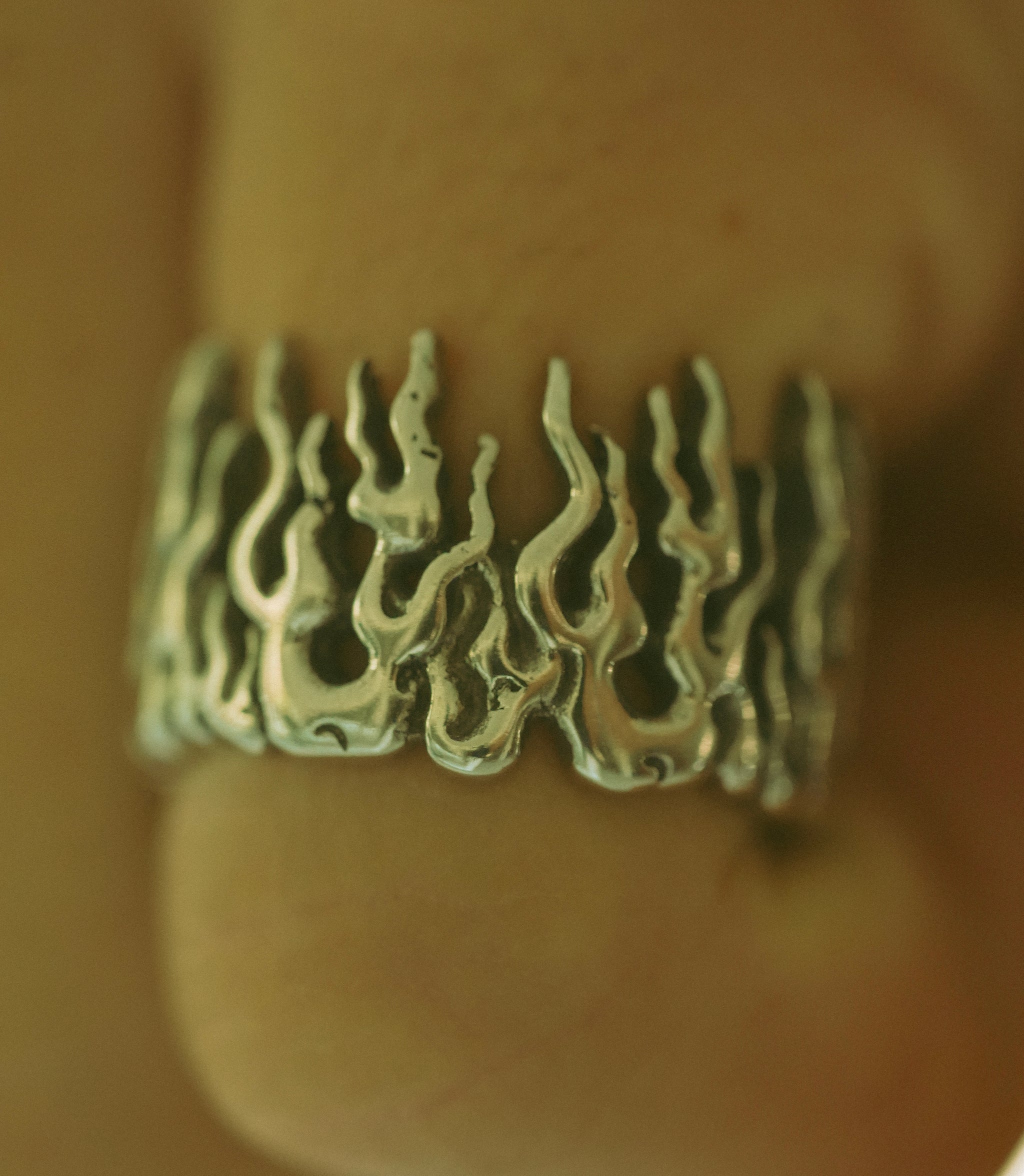 Ignis Ring - Fashion Jewelry by Yordy.