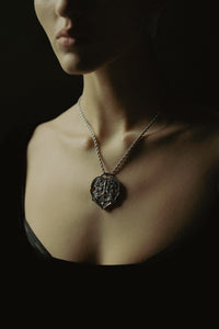 Relequia Necklace - Fashion Jewelry by Yordy.