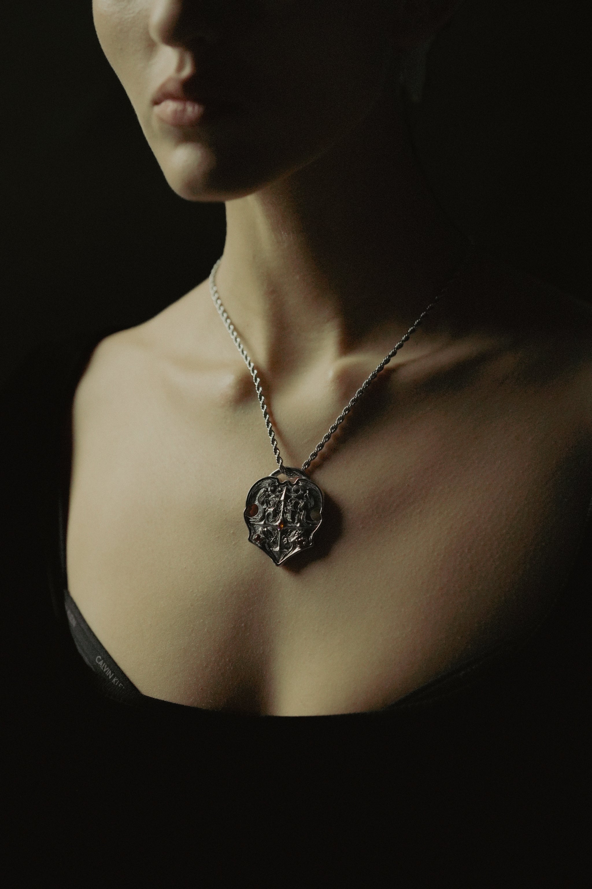 Relequia Necklace - Fashion Jewelry by Yordy.