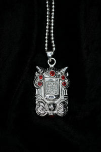 York E-Pad Necklace