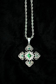 Verdelle Arch Necklace