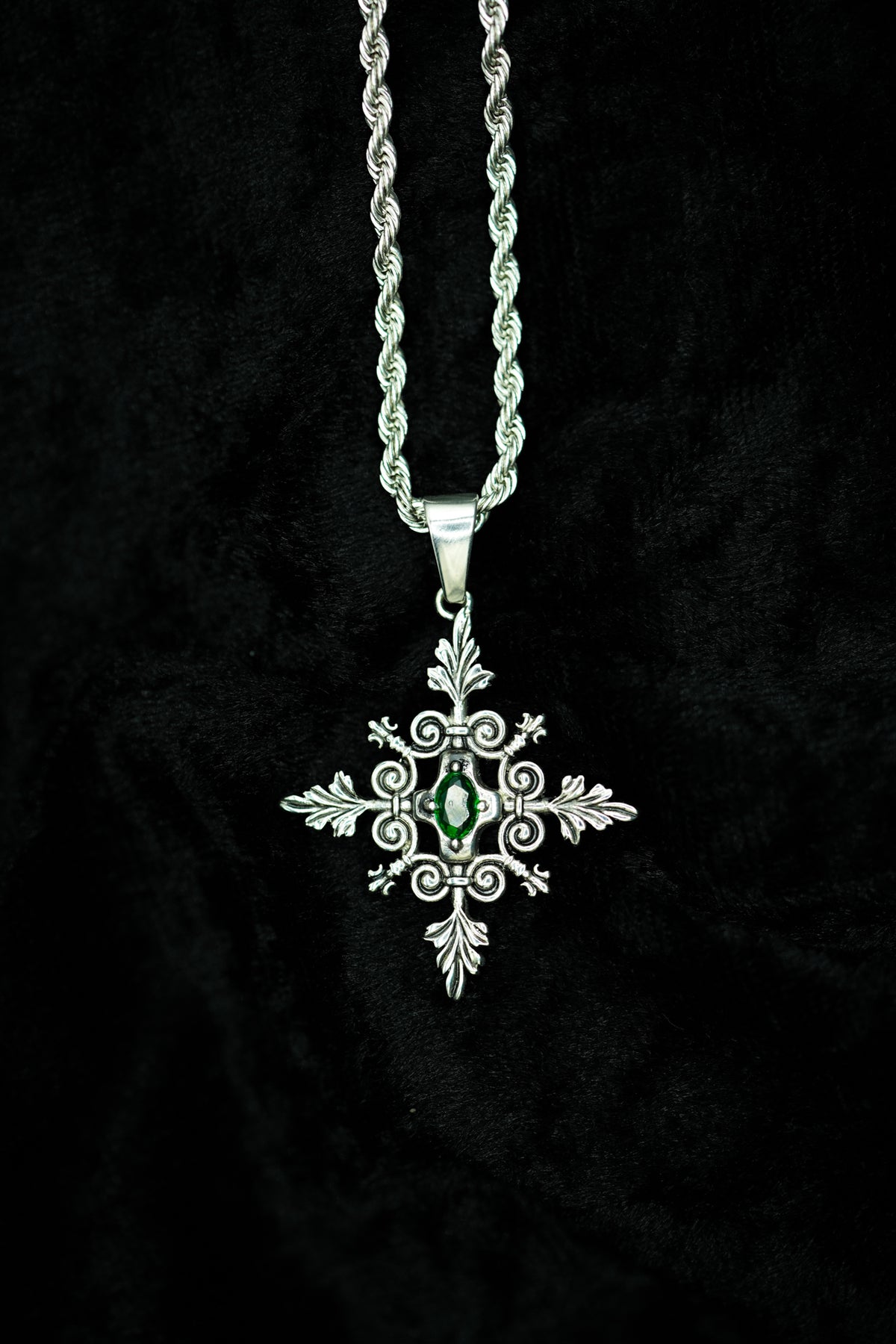 Verdant Lamina Necklace