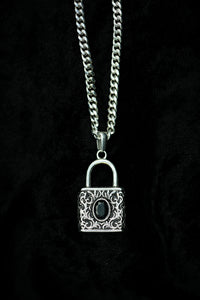 Amore Divino Lock Necklace