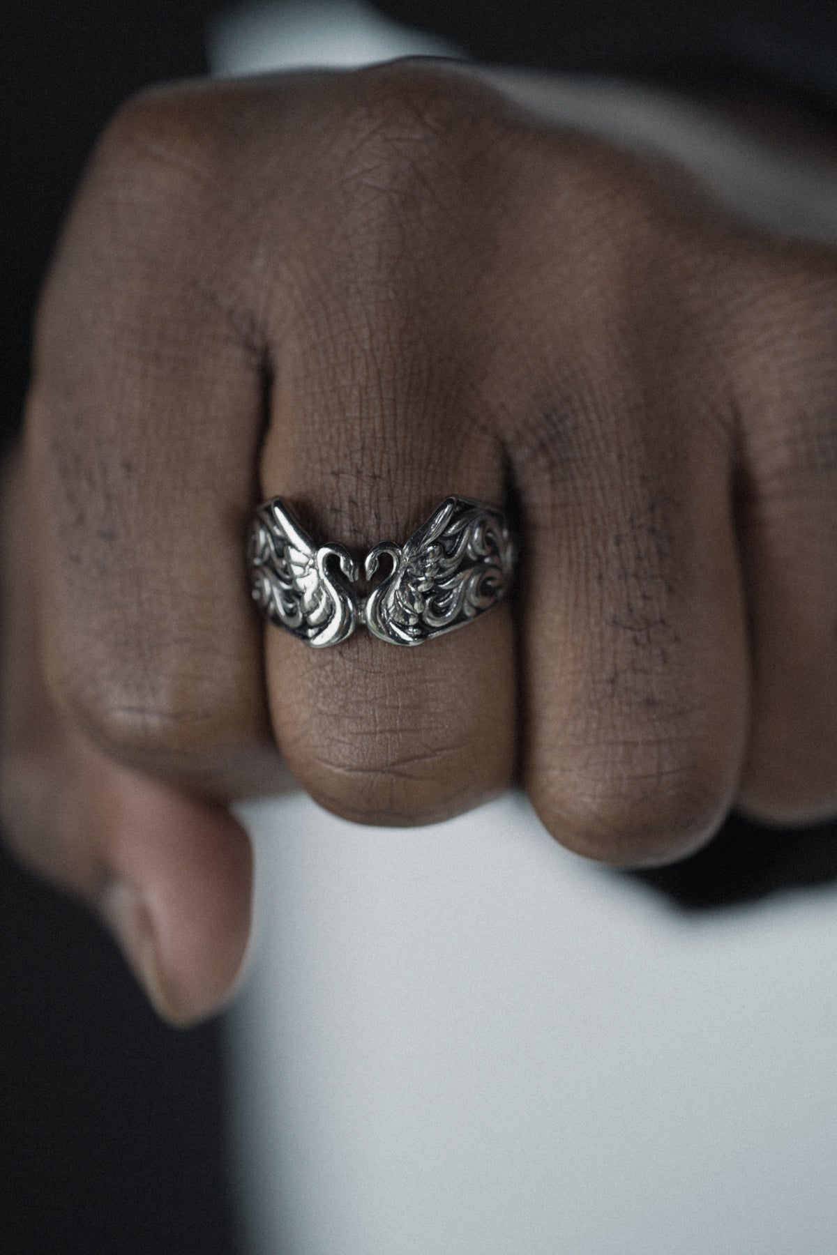 Eternal Swan Ring - Fashion Jewelry by Yordy.