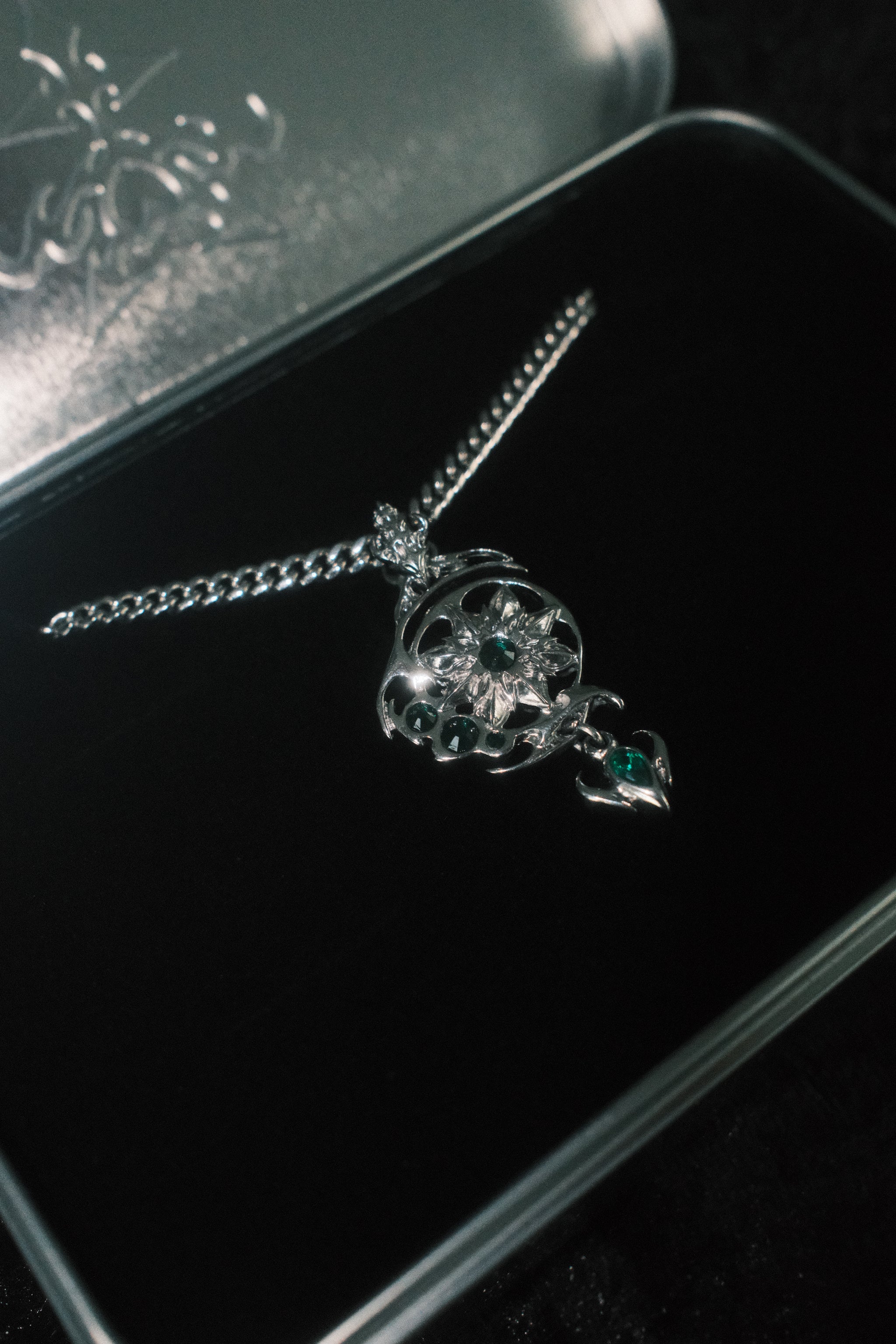 Moonblossom Necklace - Fashion Jewelry by Yordy.