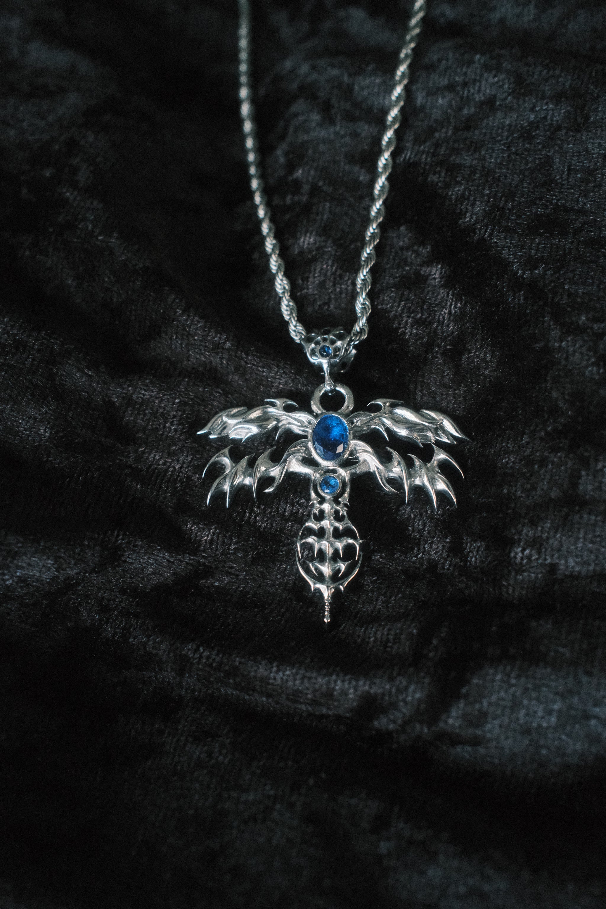 Fallen Ryu Necklace - Fashion Jewelry by Yordy.