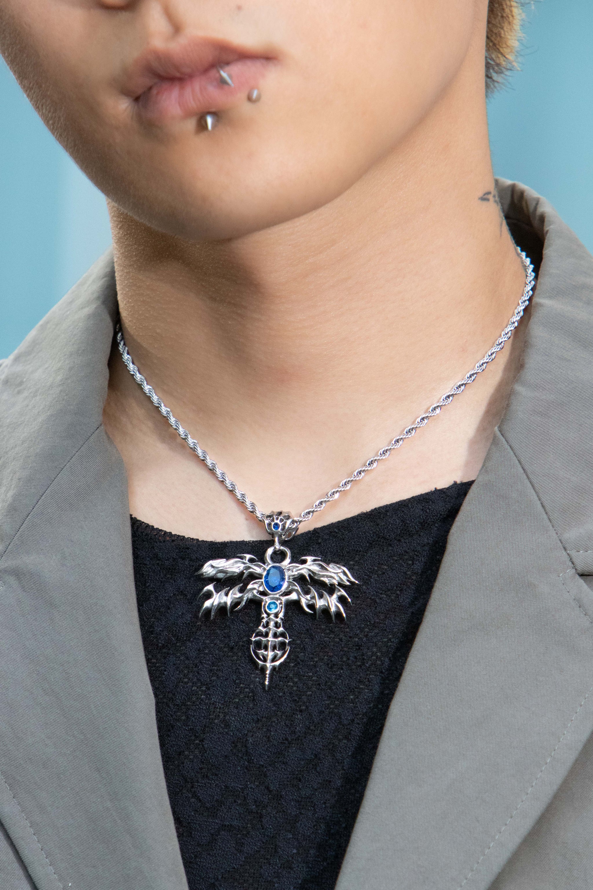 Fallen Ryu Necklace - Fashion Jewelry by Yordy.