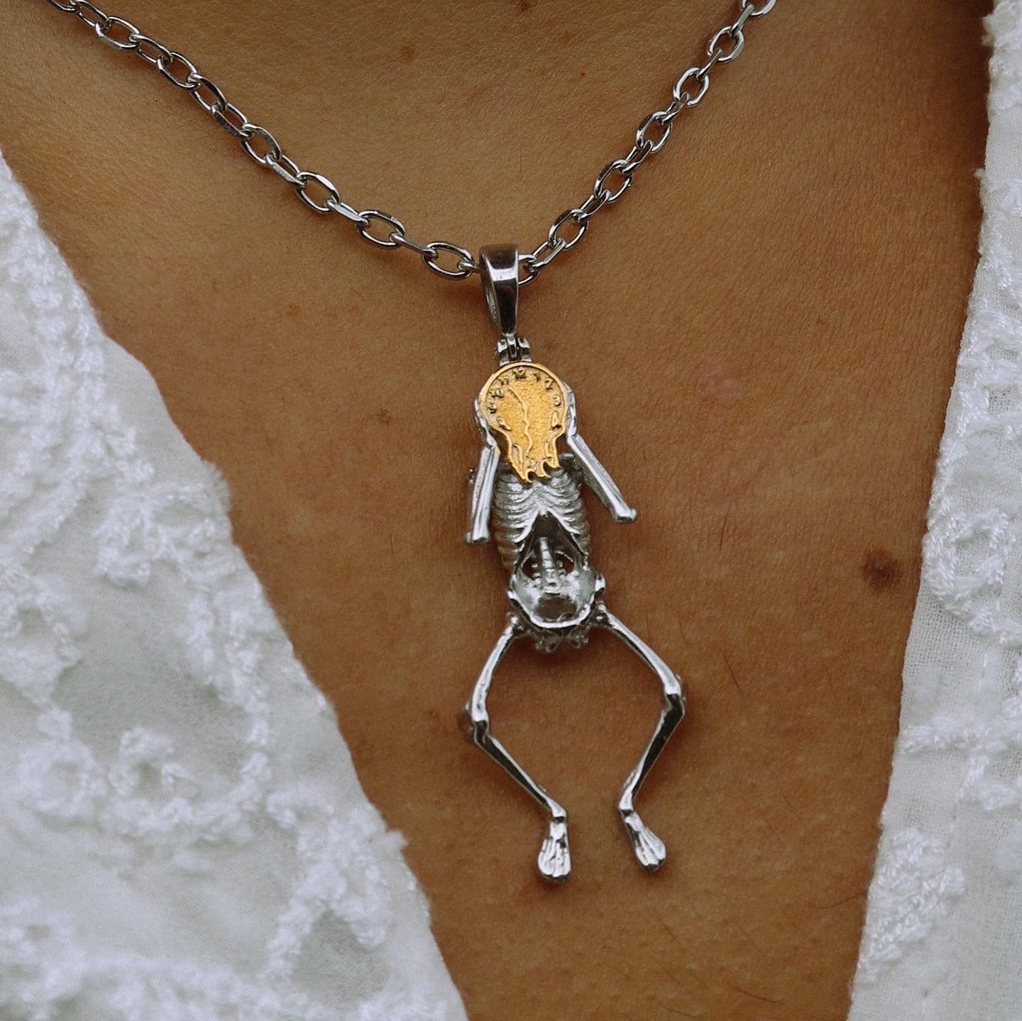 Silver Hour Minds Necklace - Fashion Jewelry by Yordy.