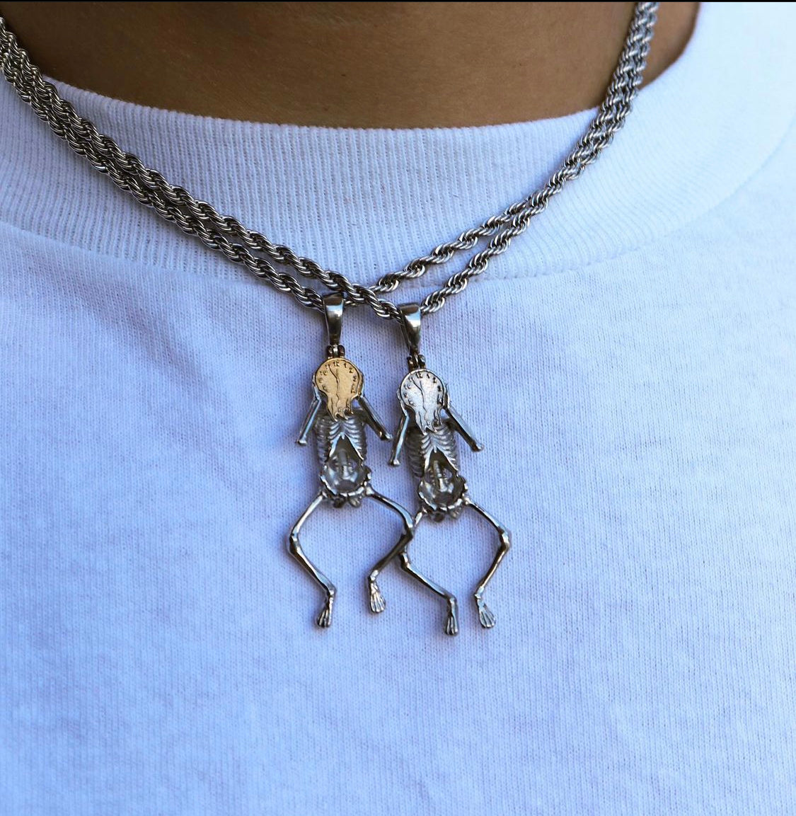 Silver Hour Minds Necklace - Fashion Jewelry by Yordy.